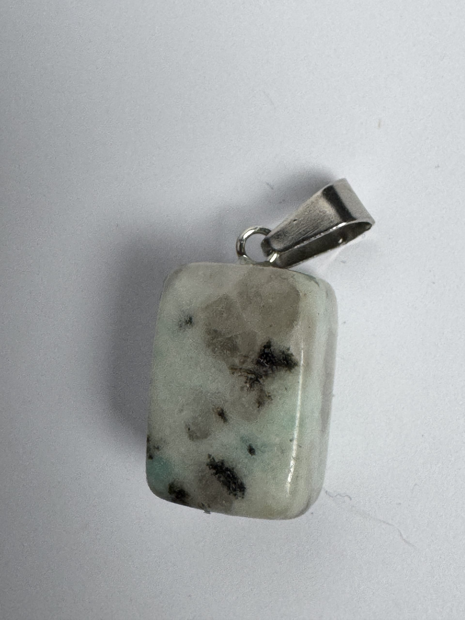 Ciondolo in Amazonite – Verità, Equilibrio, Comunicazione del Cuore